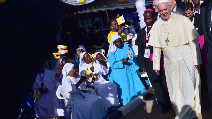 Papa Francisco visita casa de caridade Uganda foto:EPA/GIUSEPPE CACACE