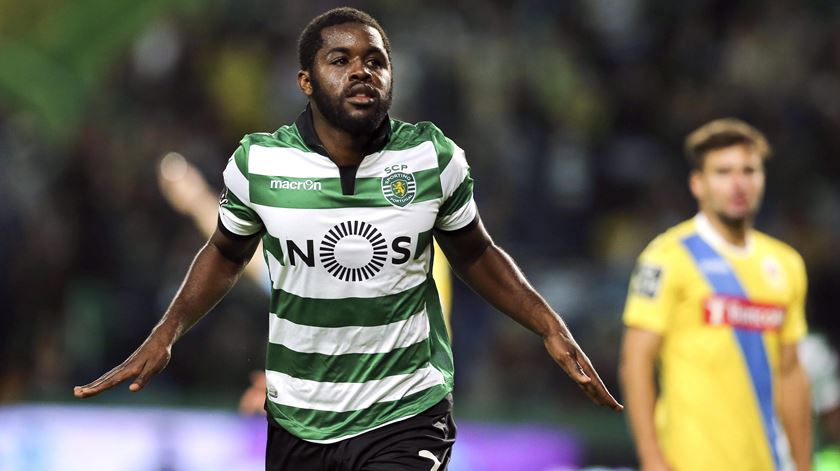 Joel Campbell passou pelo Sporting antes de rumar a Itália. Foto: Miguel A. Lopes/EPA Joel Campbell passou pelo Sporting antes de rumar a Itália. Foto: Miguel A. Lopes/EPA