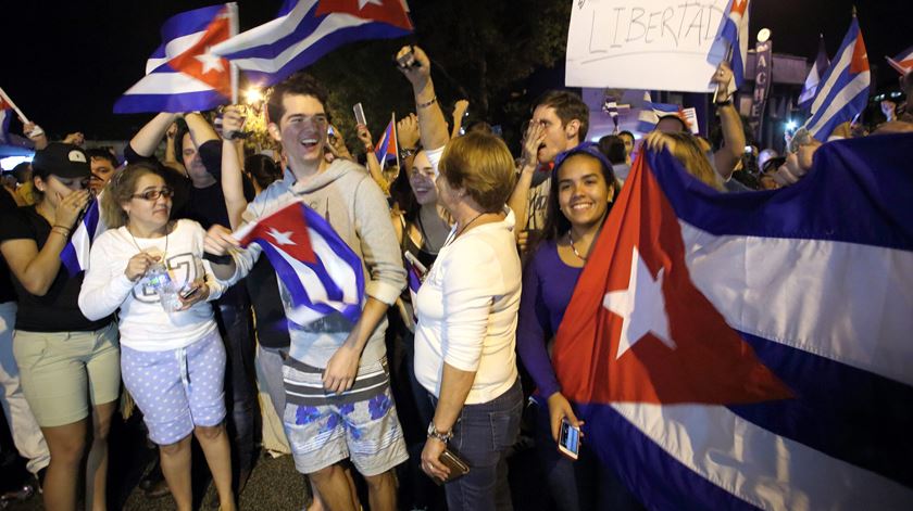 Tirole dá o exemplo de cubanos que chegaram a Miami nos anos 1980: "No final o número de empregos ajusta-se" à chegada de estrangeiros. Foto: Giorgio Viera/EPA