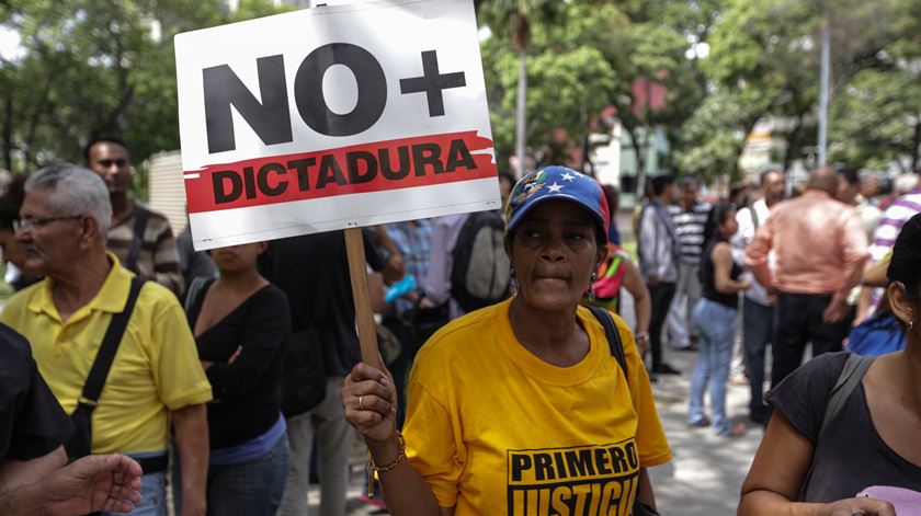 Manifestacao da oposicao na Venezuela Foto: Cristian Hernandez/EPA