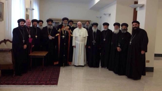 Papa deseja que sofrimento de cristãos egípcios seja instrumento de unidade