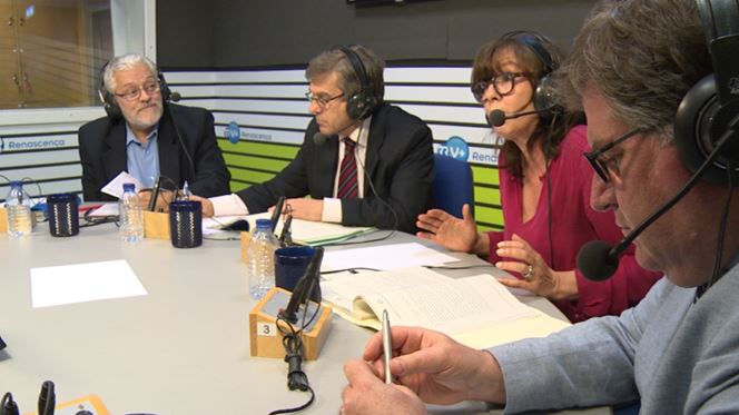 Nova lei das secretas pode beneficiar ex-chefe dos espiões