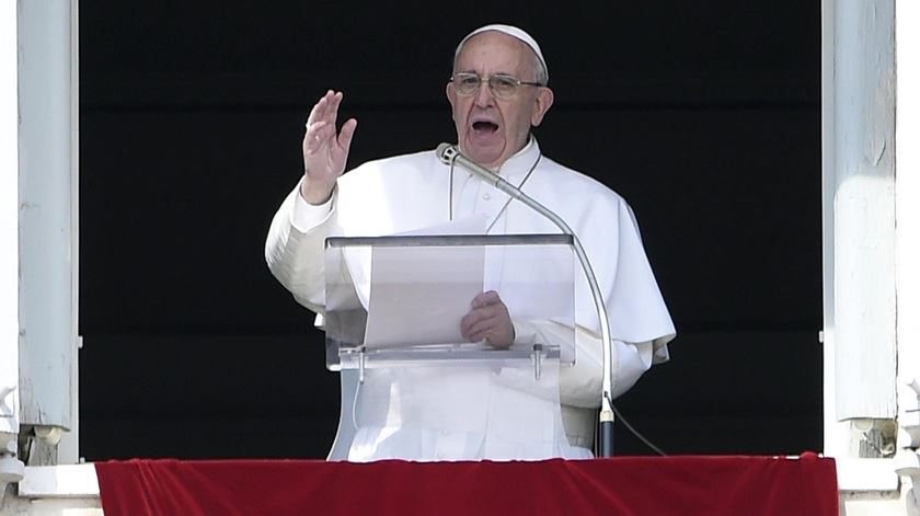 Papa garante que a Igreja não vai tolerar mais abusos de crianças