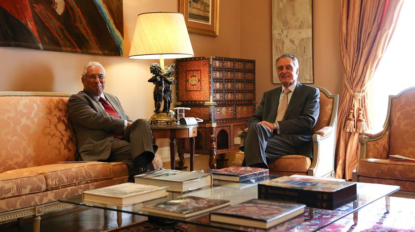 Antonio-Costa-e-Cavaco-Silva---Audiencia-24-11-15---Foto-Andre-Kosters-Lusa