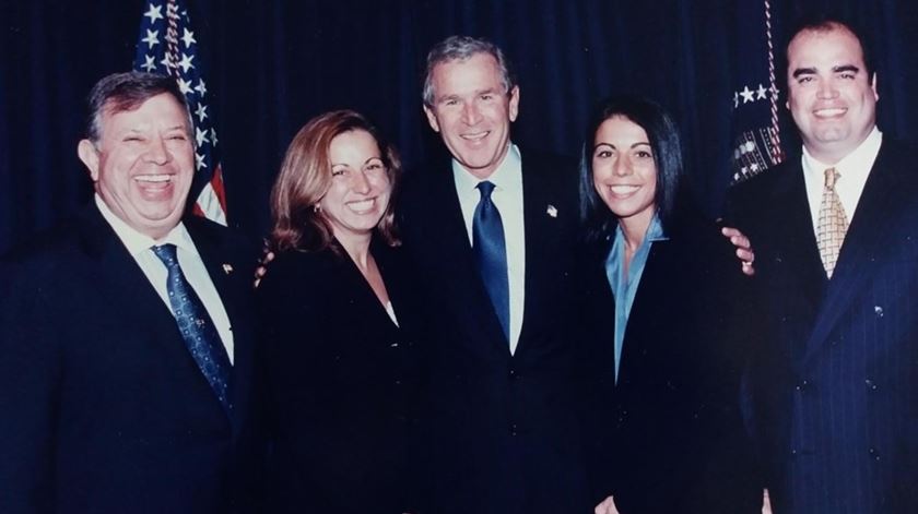 António "Tony" Frias com George W. Bush. Foto: DR