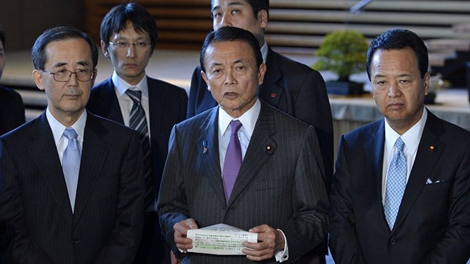 Ministro japonês diz que morte de doentes idosos alivia contas do Estado Ministro japonês diz que morte de doentes idosos alivia contas do Estado