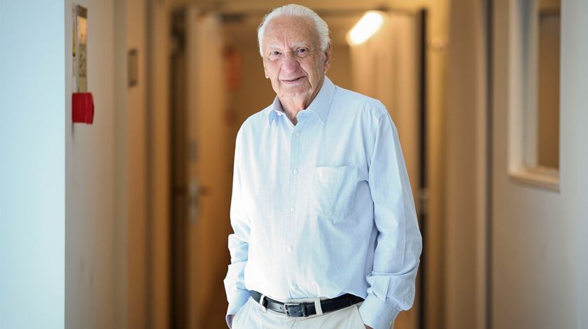 Do  “Páju" à Eurovisão. ​Aurélio Carlos Moreira recorda caminho para o estrelato de Eduardo Nascimento