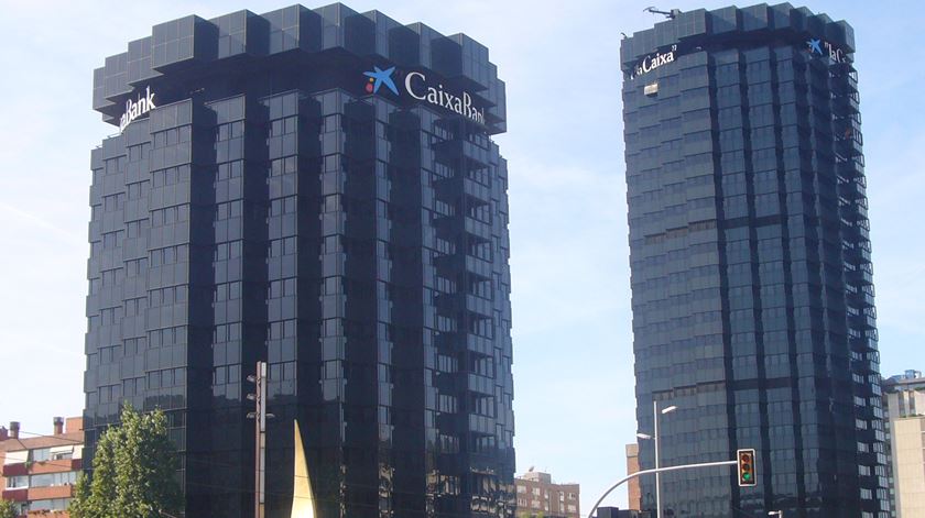 CaixaBank, torres em Barcelona Foto: DR