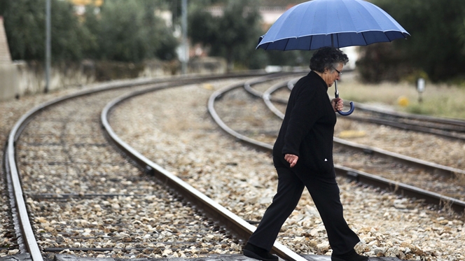 Portugueses usam cada vez menos os transportes públicos