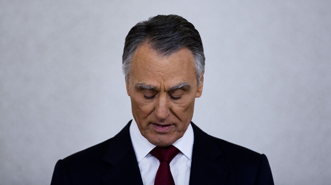 Cavaco pede contenção e esclarecimento na campanha