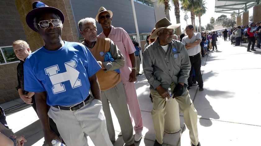 Apoiantes de Hillary Clinton no Nevada. Foto: Mike Nelson/EPA