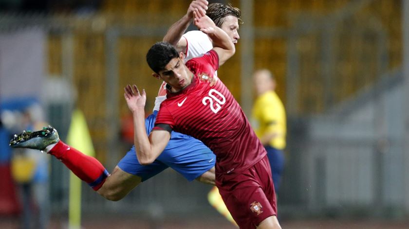 Gonçalo Guedes em estreia na selecção A. Foto: EPA