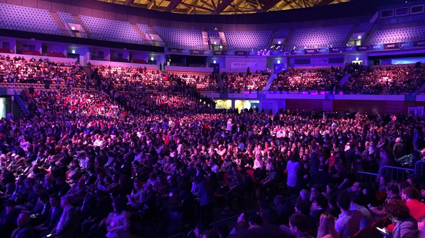 Plateia cheia no Web Summit. Foto: RR