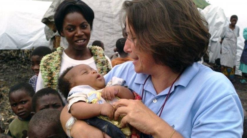 A irmã Irene Guia numa das suas missões. Foto: Voz da Verdade