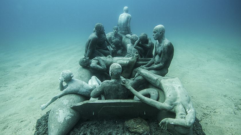 "A Jangada de Lampedusa", de Jason deCaires Taylor