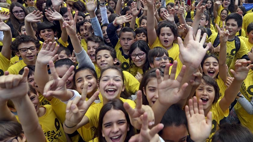 O amarelo foi a cor escolhida para os protestos contra o Governo. Foto: José Coelho/Lusa