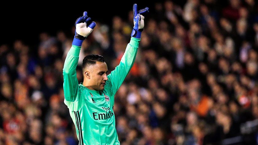 Keylor Navas cumpre a quinta época no Real Madrid. Foto: Manuel Bruque/EPA