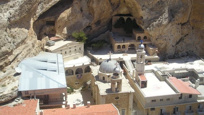 Islamitas ocupam mosteiro e fazem freiras reféns na Síria