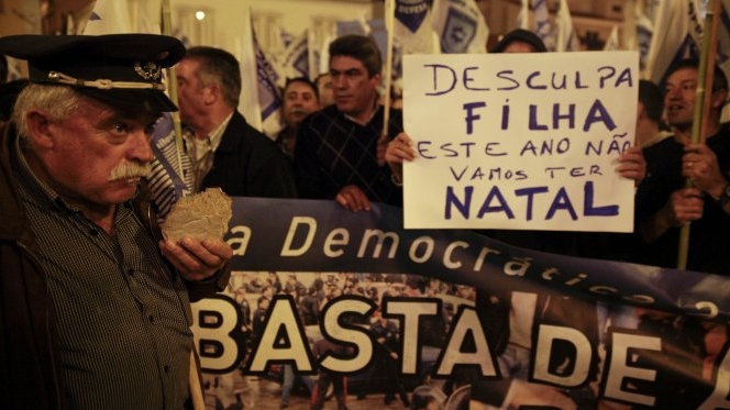 Manifestação inédita junta todas as forças de segurança