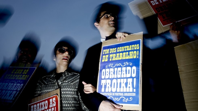 Protesto irónico agradeceu à "troika"