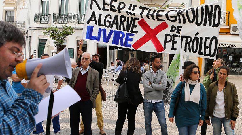 Manif contra exploracao de petroleo no Algarve - Foto: Luís Forra/Lusa