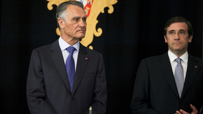 Governo e Cavaco aprovaram lei “relâmpago” para permitir solução para o BES