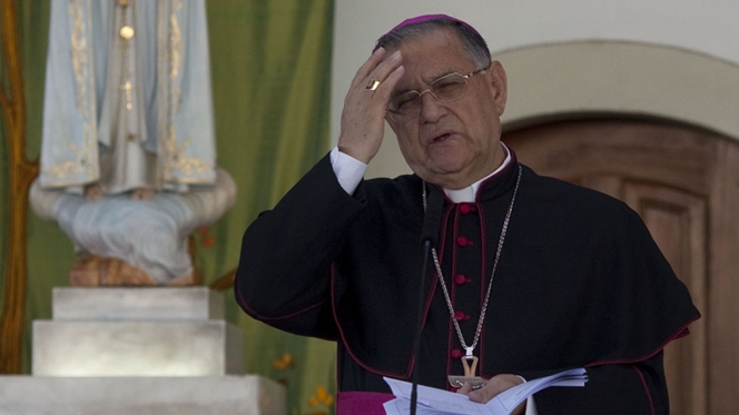 Patriarca de Jerusalém condena atentado contra sinagoga