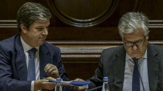 Debate sobre "taxas e taxinhas" provoca novo duelo Cabrita-Núncio