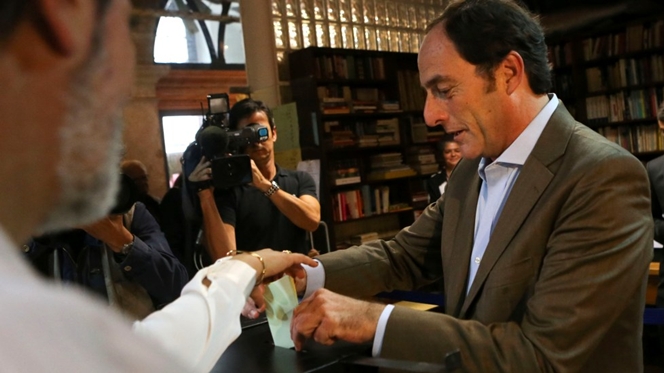 Portas "disponível" para avaliar mudanças na lei eleitoral